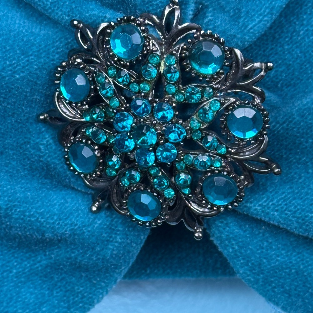 Rare VTG Y2K Fang Teal Blue Cropped Velor Blazer Jacket Rhinestone Brooch Large - Picture 5 of 7